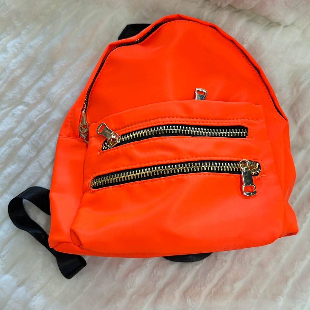 Nylon mini backpack.” - Picture 3 of 6